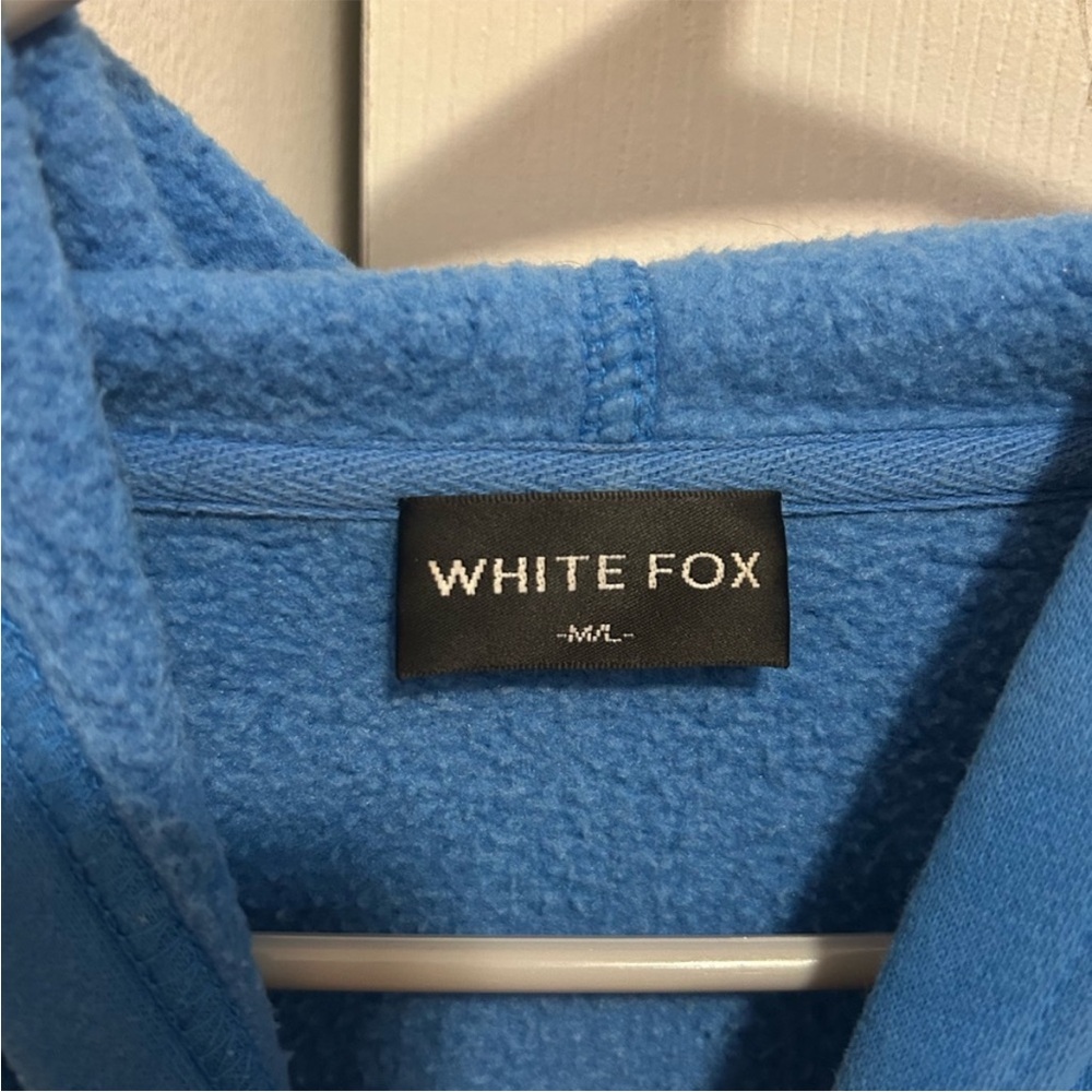 White Fox Matching Set (Hoodie and sweatpants) - Picture 3 of 5